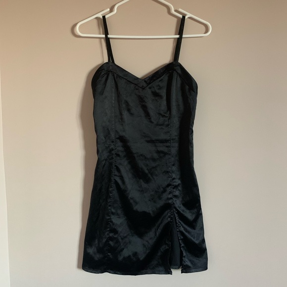 Black slip dress - Picture 1 of 3